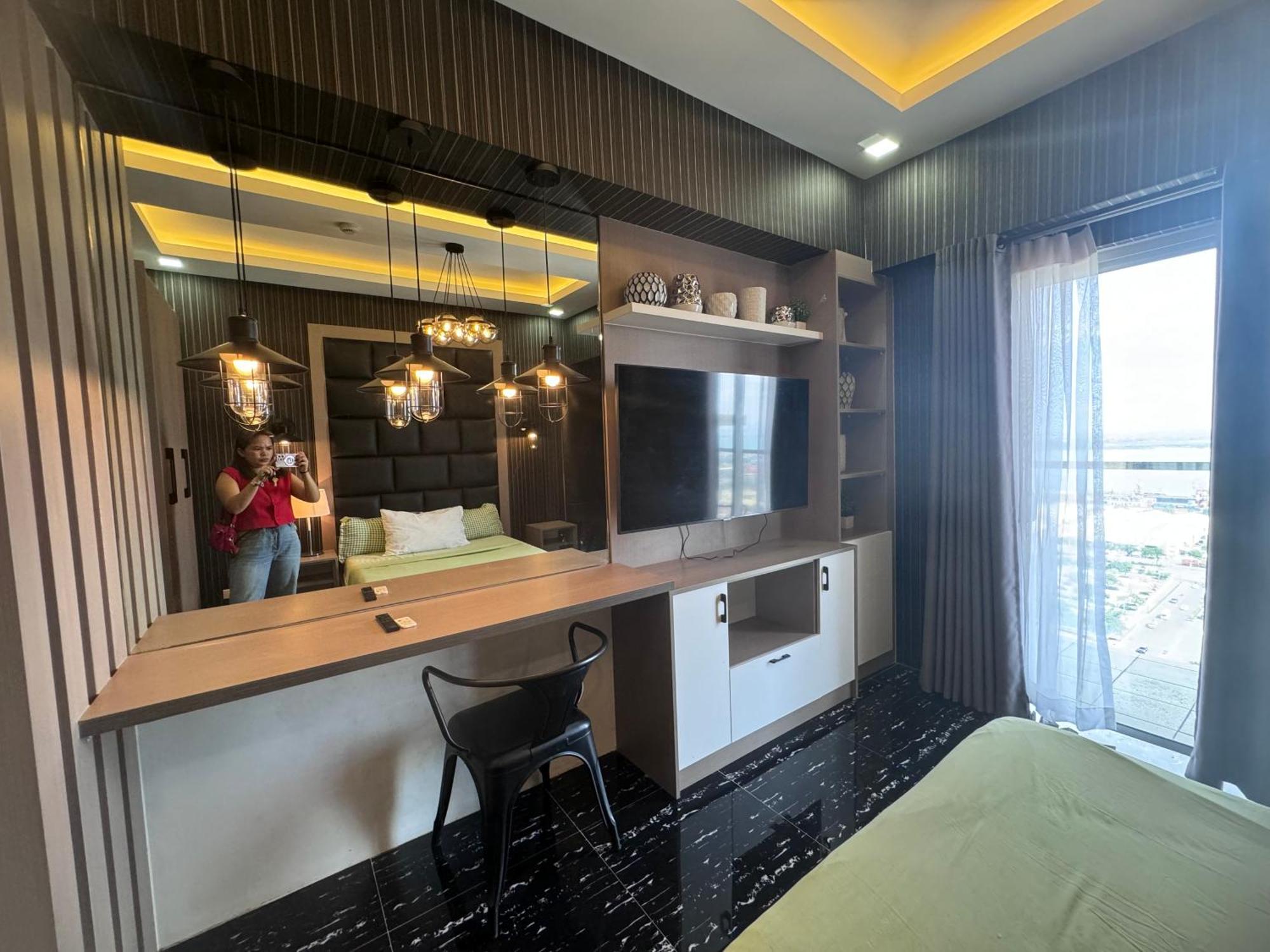 Luxanos Condo Place- Sunvida Tower Cebu Exterior foto